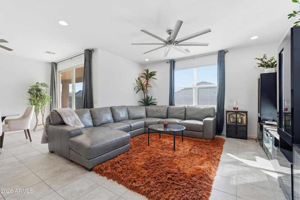 Image 29 of property listing at 4373 E Gallop Trail Trail, San Tan Valley, AZ 85140