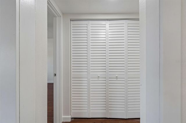 5756 CALAIS BOULEVARD N 8, St Petersburg, FL 33714