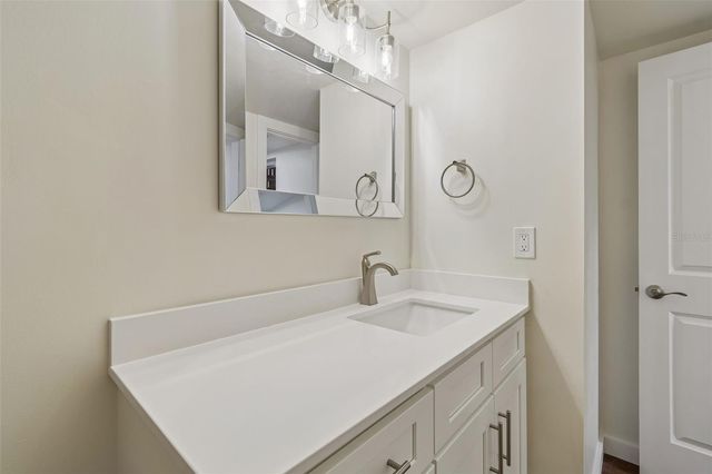 5756 CALAIS BOULEVARD N 8, St Petersburg, FL 33714