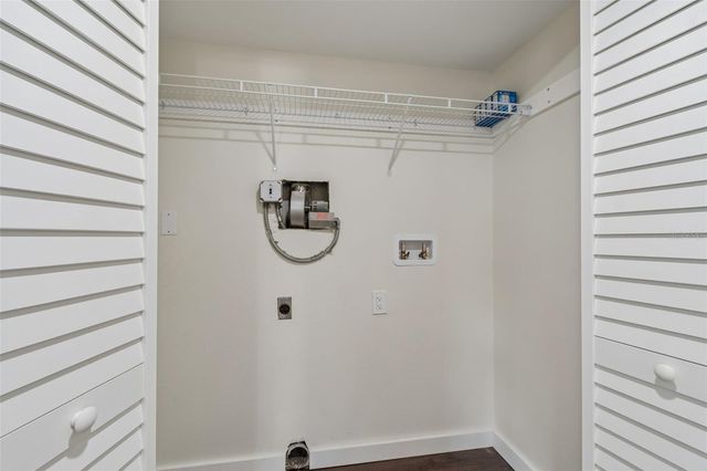 5756 CALAIS BOULEVARD N 8, St Petersburg, FL 33714