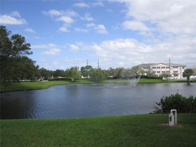 5756 CALAIS BOULEVARD N 8, St Petersburg, FL 33714