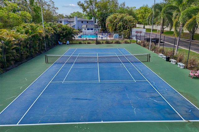 5756 CALAIS BOULEVARD N 8, St Petersburg, FL 33714