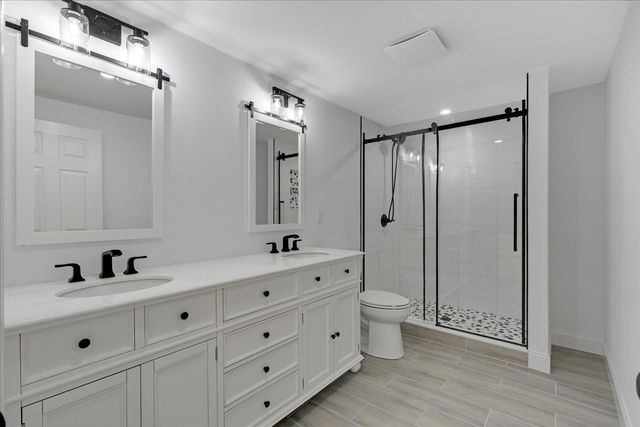 3 Bristol Avenue, Hyannis, MA 02601