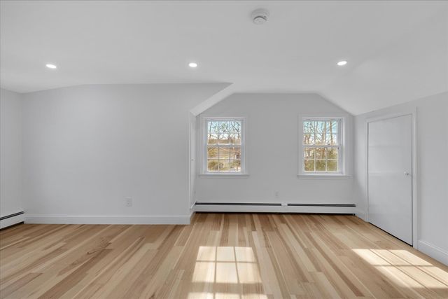 3 Bristol Avenue, Hyannis, MA 02601