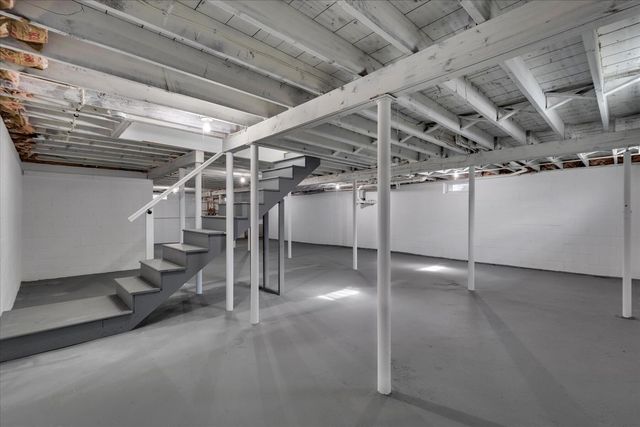 3 Bristol Avenue, Hyannis, MA 02601