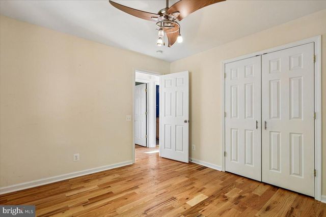 250 LAFAYETTE LN, Paris, VA 20130