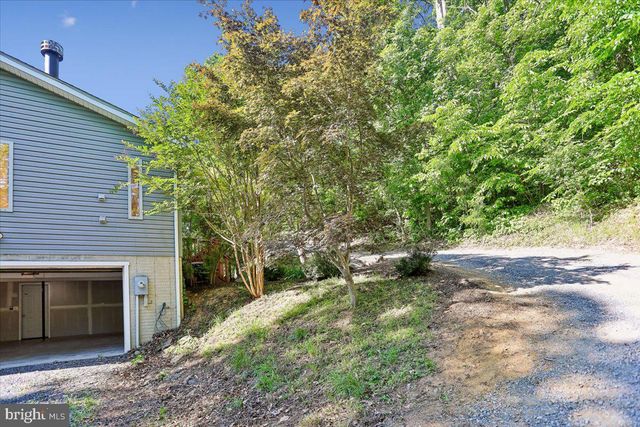 250 LAFAYETTE LN, Paris, VA 20130