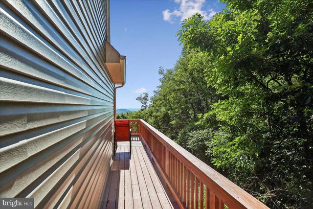 250 LAFAYETTE LN, Paris, VA 20130
