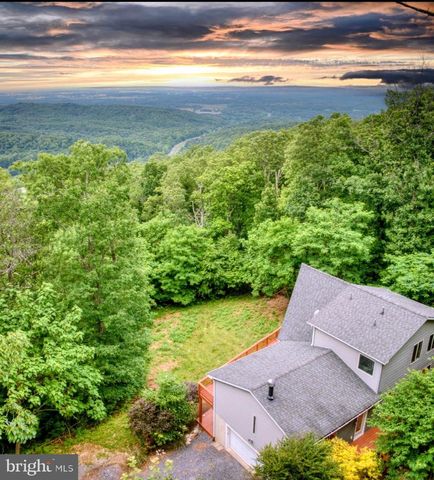 250 LAFAYETTE LN, Paris, VA 20130