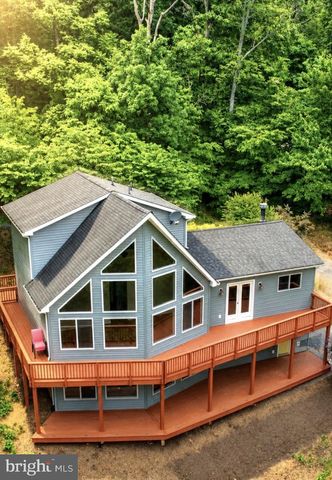 250 LAFAYETTE LN, Paris, VA 20130