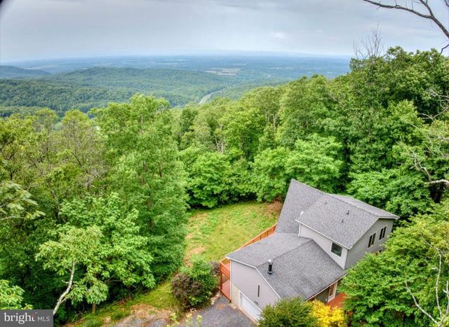 250 LAFAYETTE LN, Paris, VA 20130