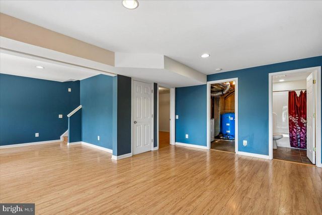 250 LAFAYETTE LN, Paris, VA 20130