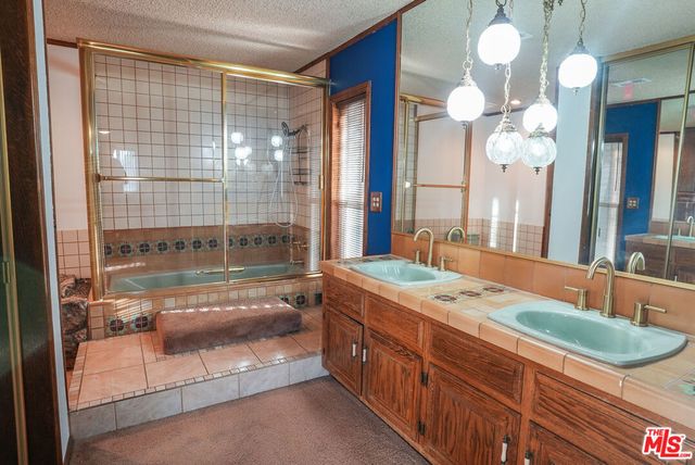 42060 Parkmont Drive, Quartz Hill, CA 93536