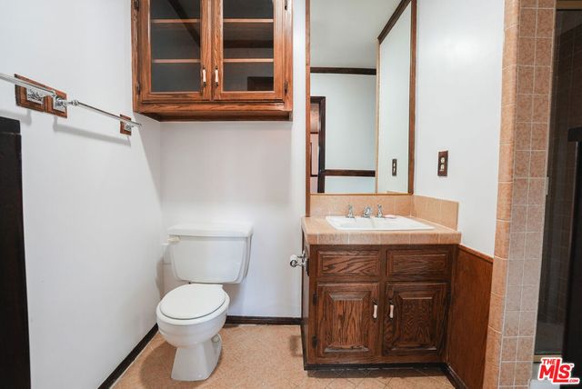 42060 Parkmont Drive, Quartz Hill, CA 93536