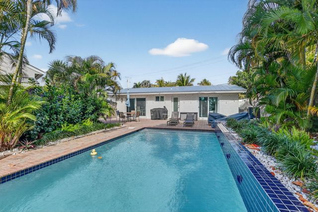 400 SE 5th Court, Pompano Beach, FL 33060