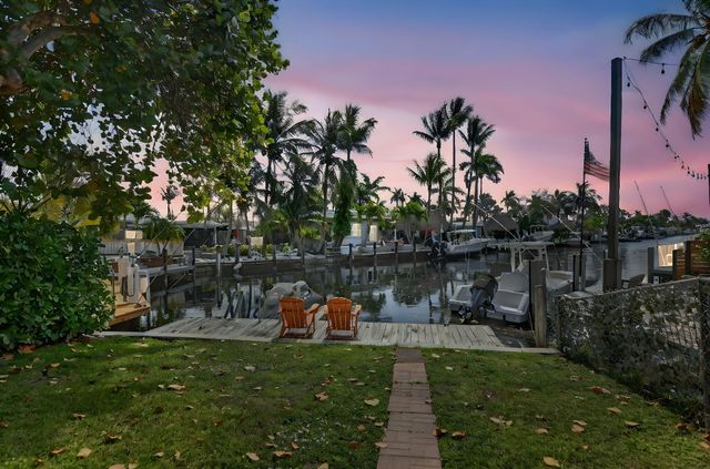 400 SE 5th Court, Pompano Beach, FL 33060