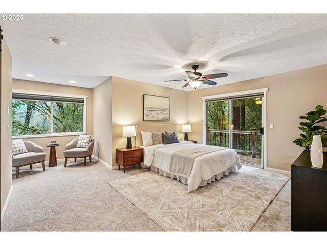 10114 Se CLATSOP St, Portland, OR 97266