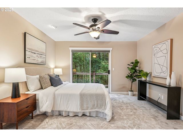 10114 Se CLATSOP St, Portland, OR 97266