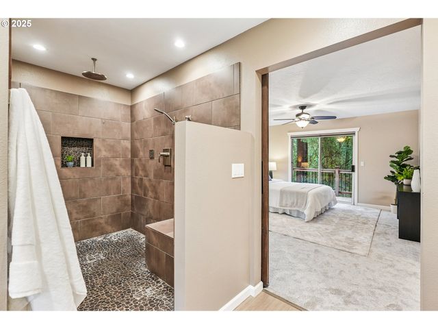 10114 Se CLATSOP St, Portland, OR 97266