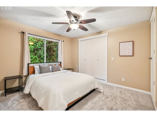 10114 Se CLATSOP St, Portland, OR 97266