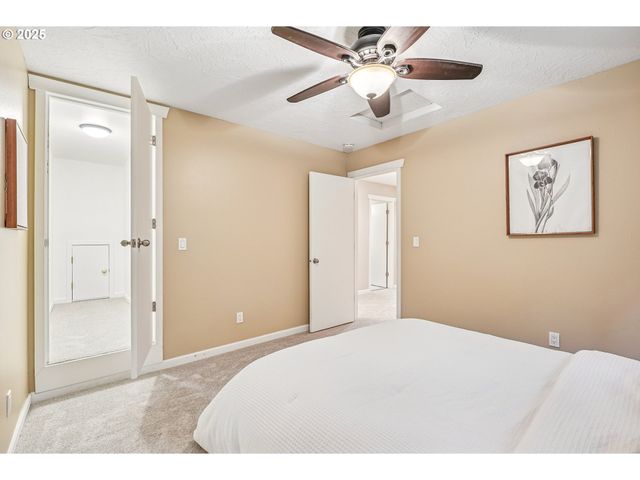 10114 Se CLATSOP St, Portland, OR 97266