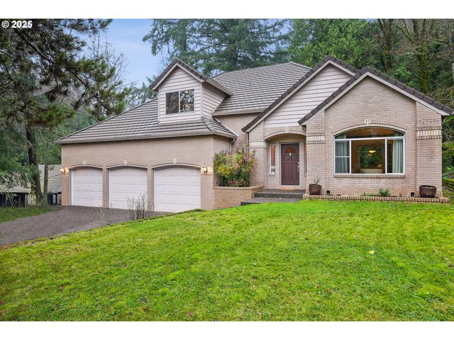 10114 Se CLATSOP St, Portland, OR 97266