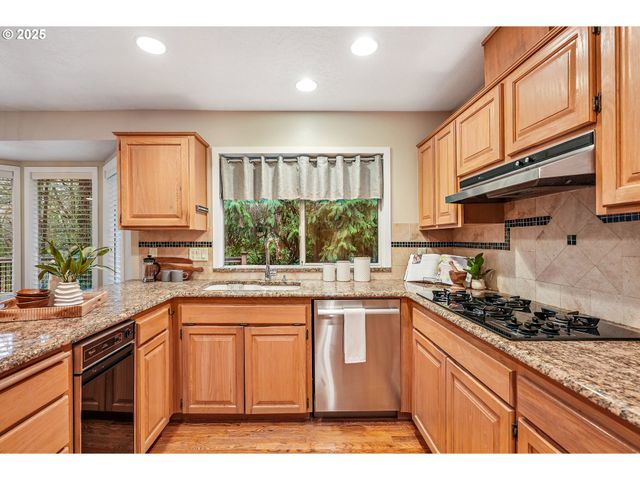 10114 Se CLATSOP St, Portland, OR 97266