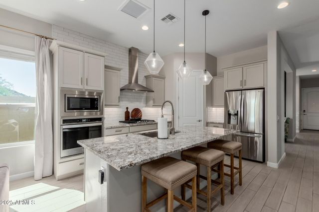 2235 E SAGUARO PARK Lane, Phoenix, AZ 85024