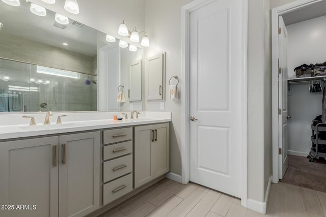 2235 E SAGUARO PARK Lane, Phoenix, AZ 85024