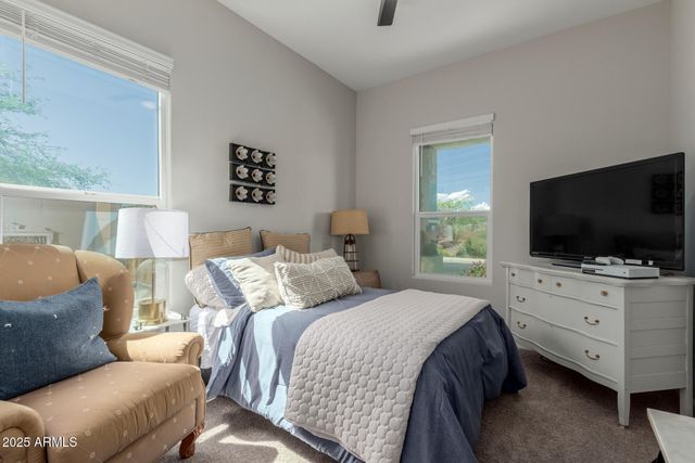 2235 E SAGUARO PARK Lane, Phoenix, AZ 85024