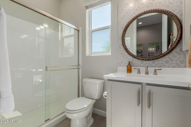 2235 E SAGUARO PARK Lane, Phoenix, AZ 85024