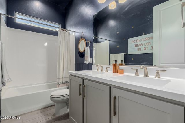 2235 E SAGUARO PARK Lane, Phoenix, AZ 85024