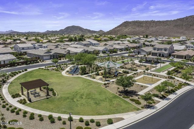 2235 E SAGUARO PARK Lane, Phoenix, AZ 85024