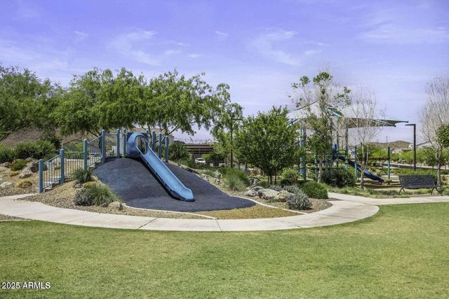 2235 E SAGUARO PARK Lane, Phoenix, AZ 85024