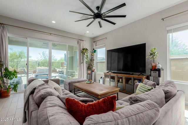 2235 E SAGUARO PARK Lane, Phoenix, AZ 85024