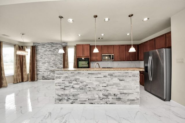 21119 Keystone Pine Court, Katy, TX 77449