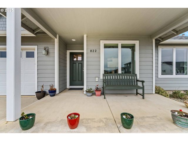 822 SPYGLASS Dr, Bandon, OR 97411