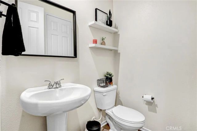 29150 Sunforest, Lake Elsinore, CA 92595