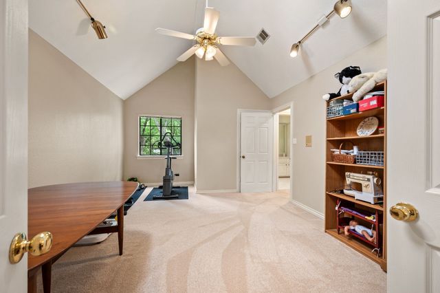 1349 Lakeview Drive, Southlake, TX 76092