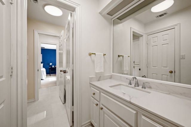 1349 Lakeview Drive, Southlake, TX 76092