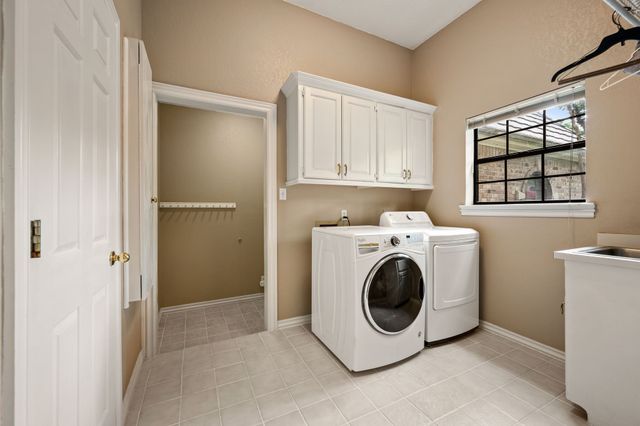 1349 Lakeview Drive, Southlake, TX 76092