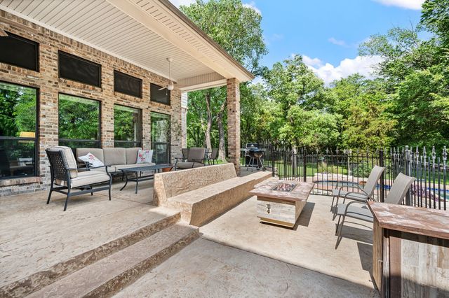 1349 Lakeview Drive, Southlake, TX 76092