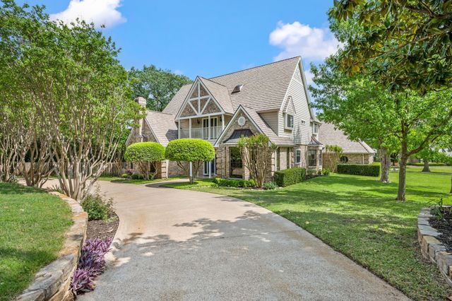 1349 Lakeview Drive, Southlake, TX 76092