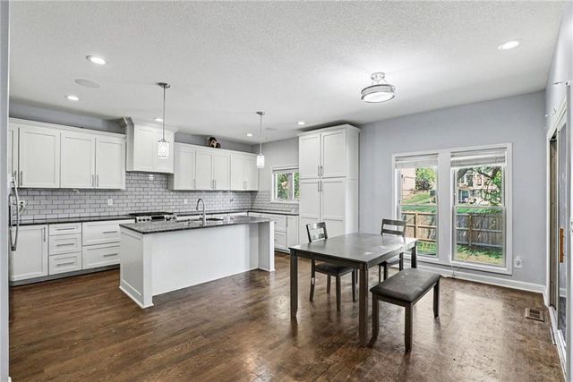 12204 Pebble Beach Drive, Kansas City, KS 66109