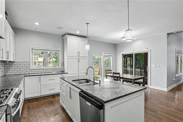 12204 Pebble Beach Drive, Kansas City, KS 66109