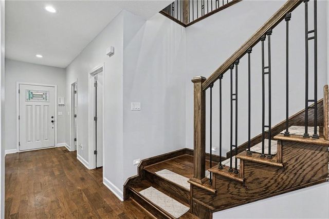 12204 Pebble Beach Drive, Kansas City, KS 66109