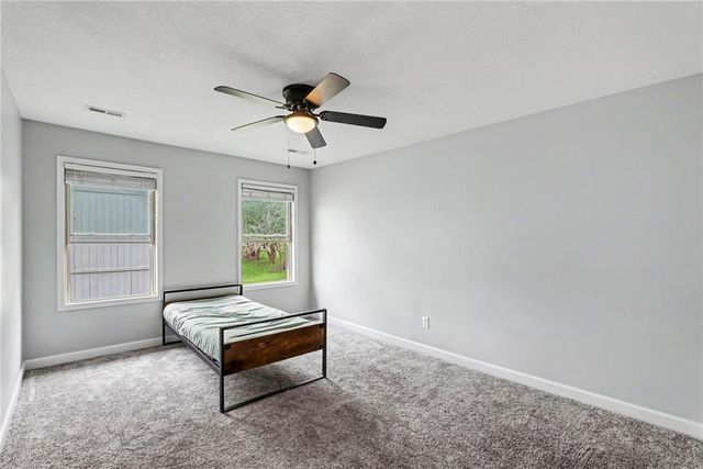 12204 Pebble Beach Drive, Kansas City, KS 66109
