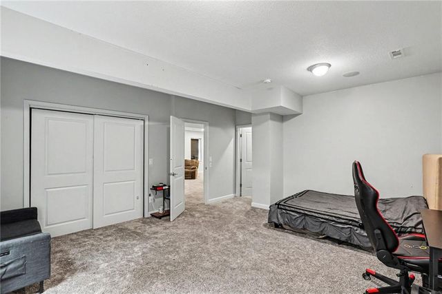 12204 Pebble Beach Drive, Kansas City, KS 66109