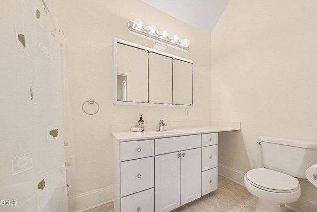 208 Meadow Run Drive, Chapel Hill, NC 27517