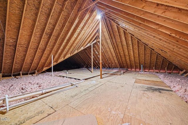 208 Meadow Run Drive, Chapel Hill, NC 27517